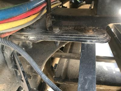 Kenworth T2000 Left/Driver Cab Suspension - Used