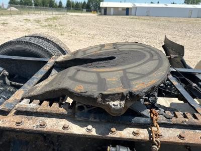 Holland FW35A824XL00 Fifth Wheel - Used