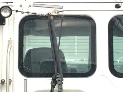K&L Rear Back Window Glass For Freightliner Cascadia Conventional Cab (2008-2024) - Left Or Right