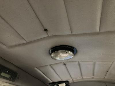Peterbilt 385 Headliner - Used
