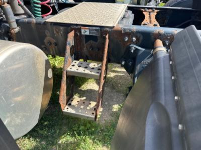 Freightliner CASCADIA Step (Frame, Fuel Tank, Faring) - Used