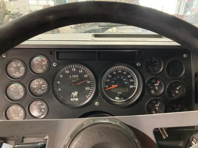 1991-2000 Mack CH600 Speedometer Instrument Cluster - Used