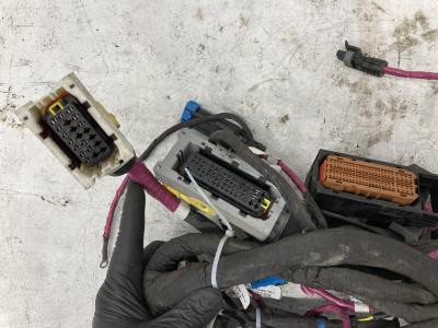 P916494 Kenworth T680 Wiring Harness, Cab for Sale