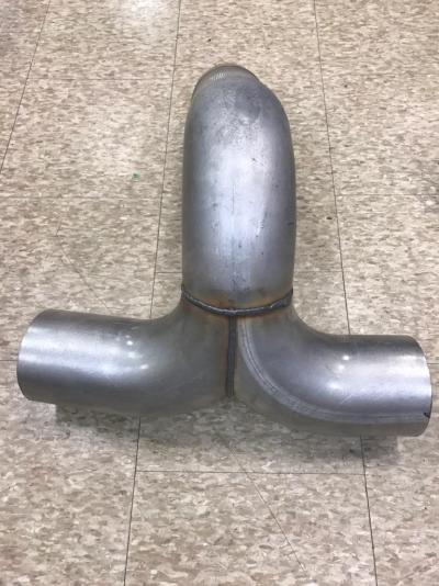 Grand Rock 5 Inch Exhaust Y Pipe For Freightliner Classic & FLD - Part FL-16885-024