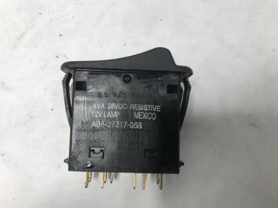 A06-37217-058 | Freightliner 114SD Dash/Console Switch for Sale