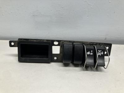 S06-1073-601 | Kenworth T680 Dash Panel for Sale