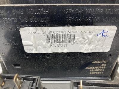 it-pm-oem-flex1 | Volvo VNL Dash Panel for Sale