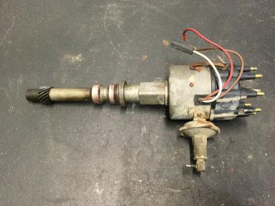 International 446 Engine Distributor for Sale