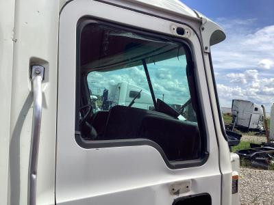 Mack CXU613 Right/Passenger Door Glass - Used