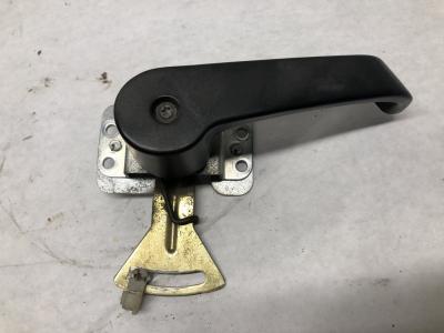 20QX314M | Mack CXU613 Door Handle for Sale