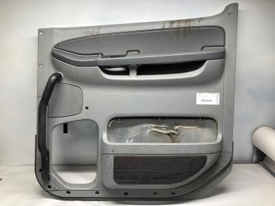 Freightliner COLUMBIA 120 Right/Passenger Door, Interior Panel - Used
