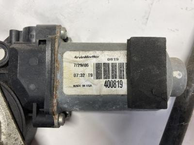 400819 | Freightliner C120 CENTURY Front Door Window Regulator for Sale