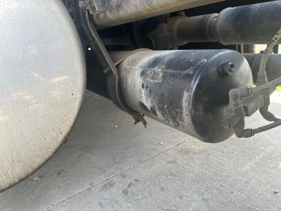 Freightliner CASCADIA 9(in) Diameter Air Tank - Used | Length: 52(in)