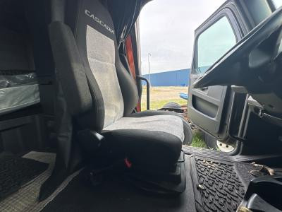 2002-2026 Freightliner CASCADIA Black Cloth Air Ride Seat - Used