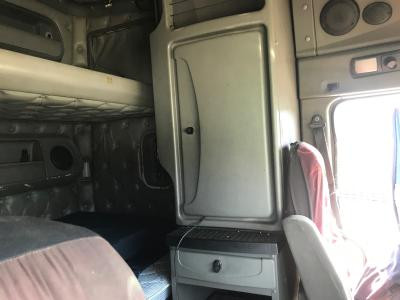 Kenworth T2000 Left/Driver Sleeper Cabinet - Used