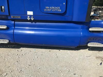 Kenworth T2000 Blue Left/Driver Center Rear Skirt - Used