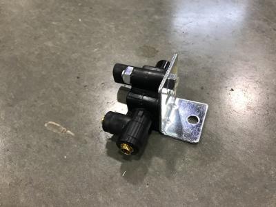mc⑥ 18号 3611896C1 | International MAXXFORCE 13 Engine Component for Sale