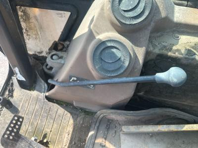 John Deere 310D Controls - Used | P/N AT150577