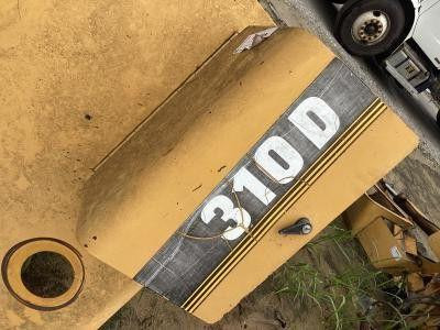 1996 John Deere 310D Hood