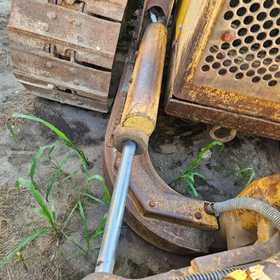 CAT D4H Right/Passenger Hydraulic Cylinder - Used | P/N 1004536