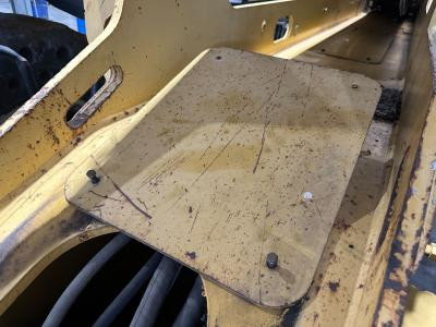 CAT TH580B Equip Panel/Cover - Used