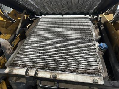 CAT 272C Radiator - Used | P/N 2583457