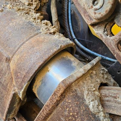 CAT D4H Left/Driver Track Adjuster - Used | P/N 8G3163