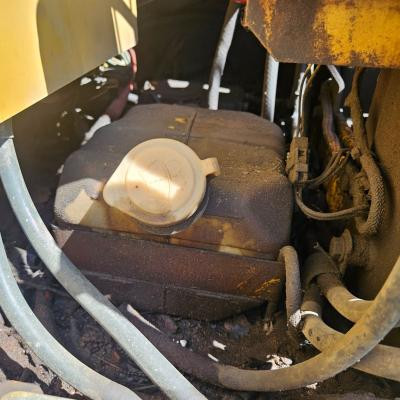 CAT 315C L Windshield Washer Reservoir - Used