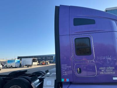 R33-1309-2723 | Kenworth T680 Side Fairing/Cab Extender for Sale