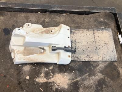 1990-2002 GMC TOPKICK White Left/Driver Extension Fender - Used | P/N 15670941
