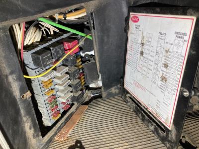 Peterbilt 335 Fuse Box for Sale