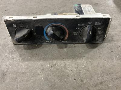 1999-2010 Sterling L9511 Heater A/C Temperature Controls - Used | P/N 2FRH19E758AB