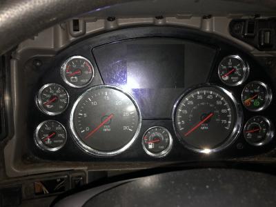 2012-2018 Kenworth T680 Speedometer Instrument Cluster - Used