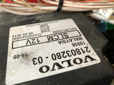 21803280-03 | Volvo VNL Light Control Module for Sale