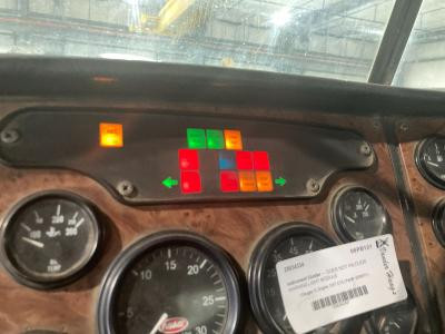 16-06836 | Peterbilt 377 Miscellaneous Lighting for Sale