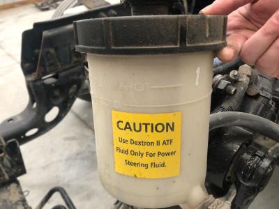 Heavy Duty Power Steering Reservoir Tank With Cap & Bracket - 603-5106 For International Harvester Trucks