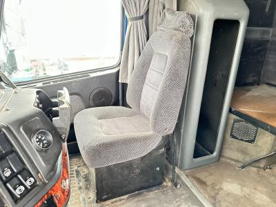 Volvo VNL Right/Passenger Seat - Used
