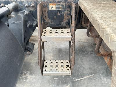 Freightliner CASCADIA Step (Frame, Fuel Tank, Faring) - Used
