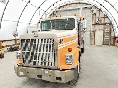 truck-9300-international-