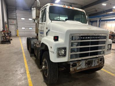 洋書 INTERNATIONAL TRUCKS 1984 International 2554 S/A Dump Truck - P7192064 in