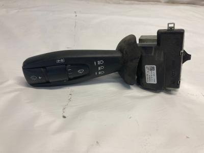 Freightliner CASCADIA Turn Signal/Column Switch - Used | P/N 0689334002