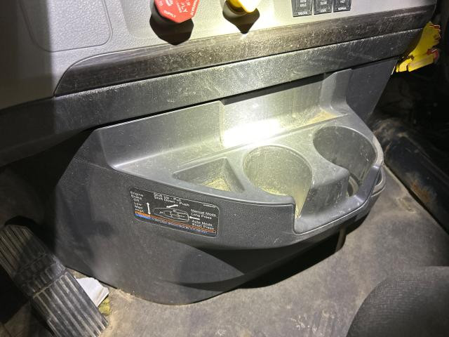 Freightliner CASCADIA Dash Panel: Cup Holder