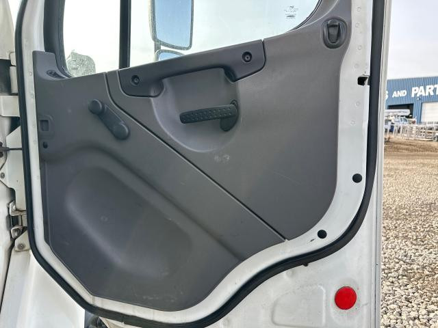 2005 Freightliner M2 106 Grey Right Door, Interior Panel