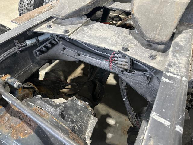 2016 Kenworth T440 Aluminum Suspension Crossmember / K-Frame: Under 5th Wheel