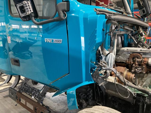 2020 Volvo VNL Blue Right Cab Cowl