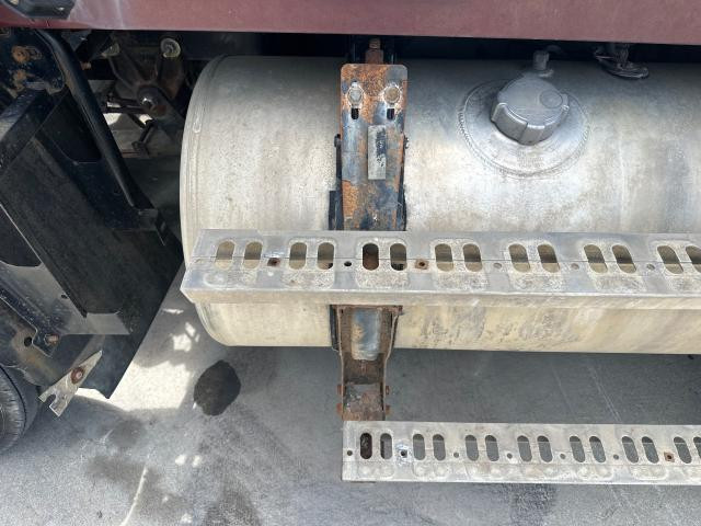 2000 Freightliner FLD120 Left Bracket, Chassis Fairing