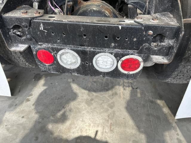 2016 Kenworth T440 Tail Panel: 2 Red 2 White