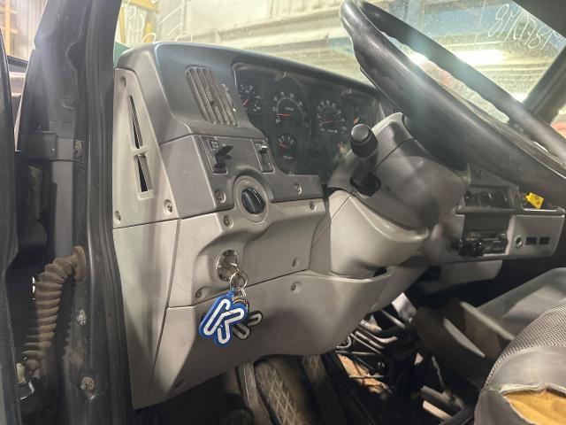 1998 Ford L8501 Dash Assembly