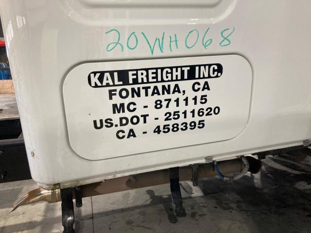 2020 Freightliner CASCADIA Right Sleeper Door