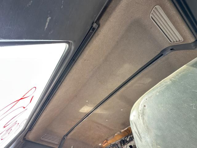 1999 Gmc T6500 Headliner